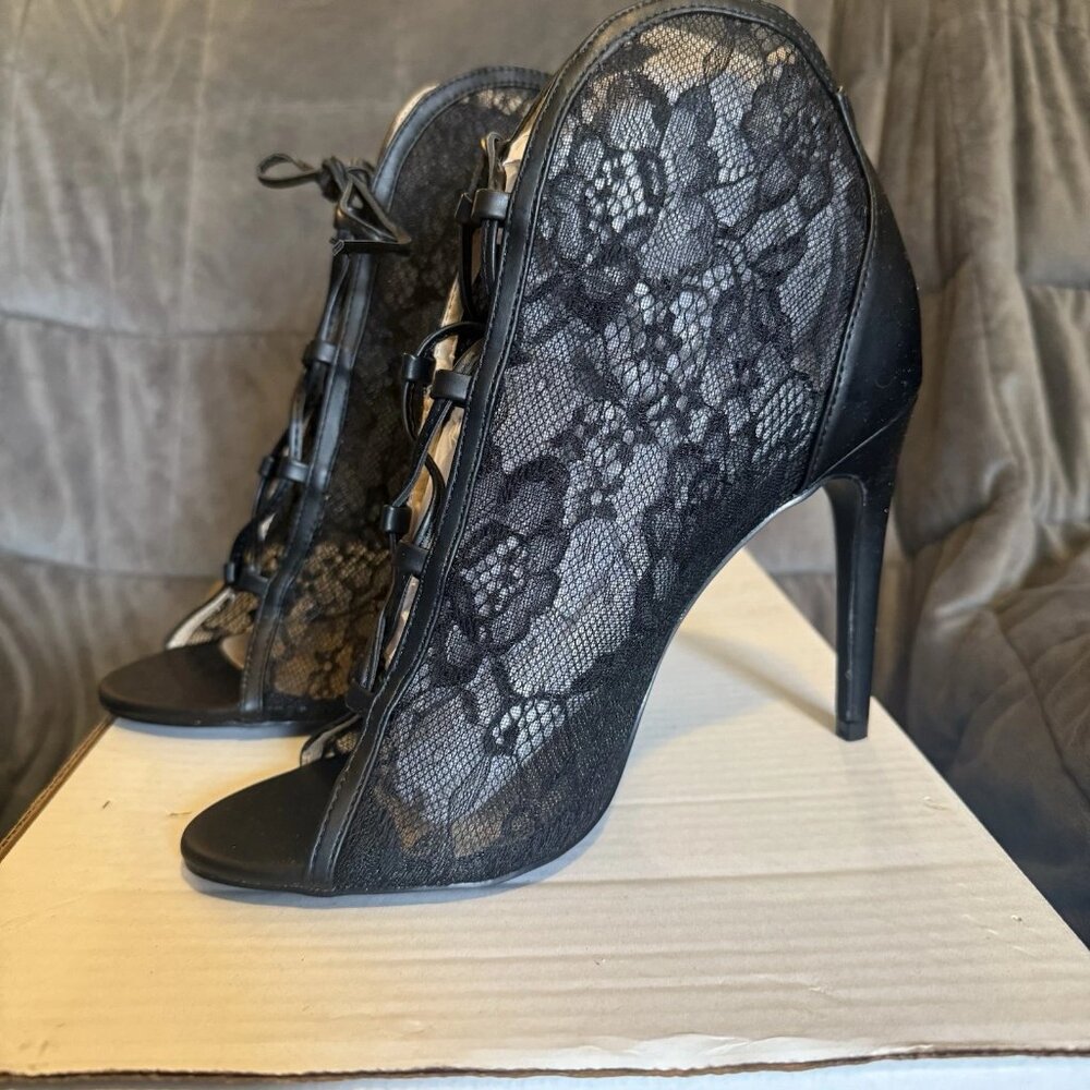 Venus Black Lace Lace-Up Stiletto Booties Size 8.5 Mesh Lace Heels Coquette EUC